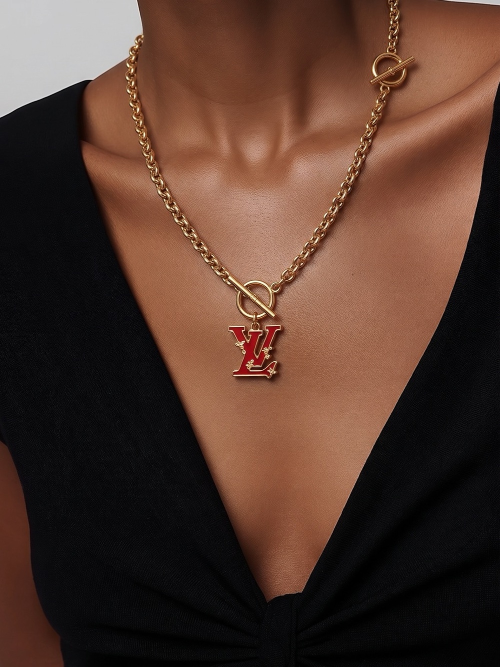 LV Red & Gold Necklace - Picture 7 of 7